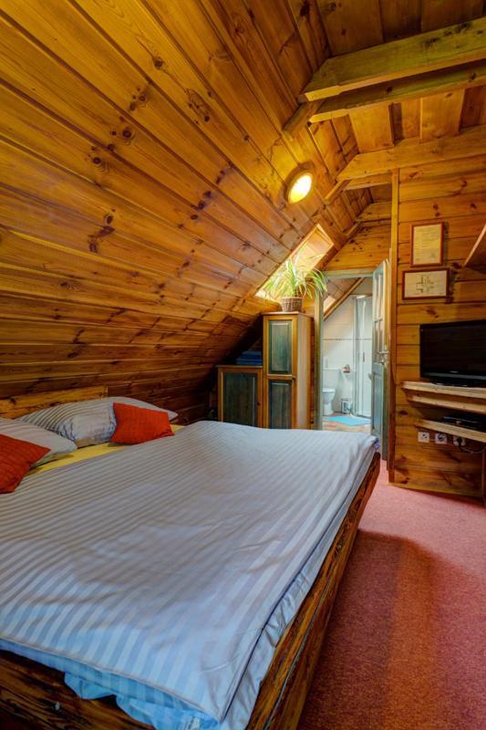 Hotel Leyla Frymburk Exteriör bild
