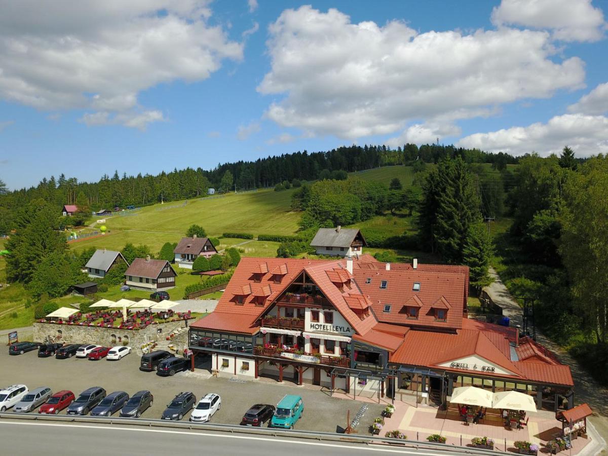 Hotel Leyla Frymburk Exteriör bild